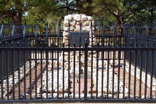 The Buffalo Bill Museum and Grave