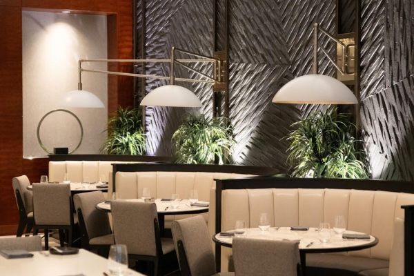 EDGE Restaurant & Bar